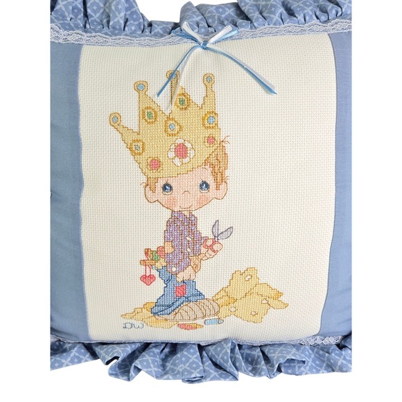 Set Of 2 Precious Moments Hand Made Crossstitch Pillows Ruffle Lace Blue New Vtg - Picture 4 of 12